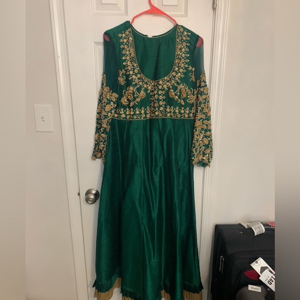 Custom made Mehndi Event Outfit - Size Medium